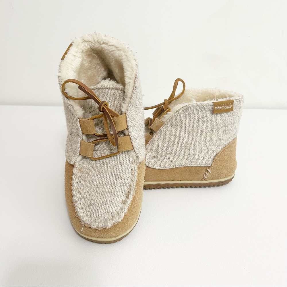 Minnetonka Women’s Torrey Slipper Booties Size 6